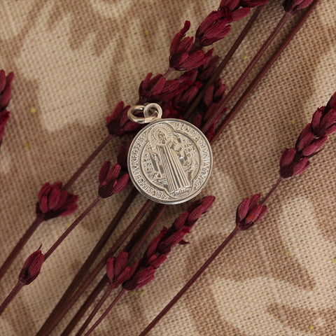 Medalla San Benito Plata