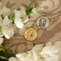 Medalla Virgen de Lourdes Plata
