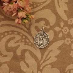 Medalla Virgen de Guadalupe Plata