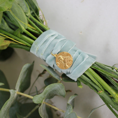 Escapulario de la Inmaculada Oro