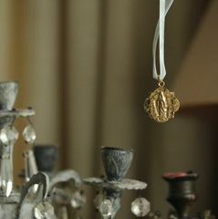 Medalla Virgen de Lourdes Grande Oro