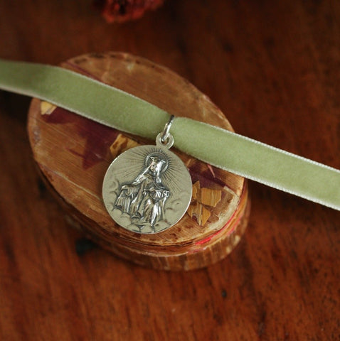 Medalla Virgen de las Mercedes Plata