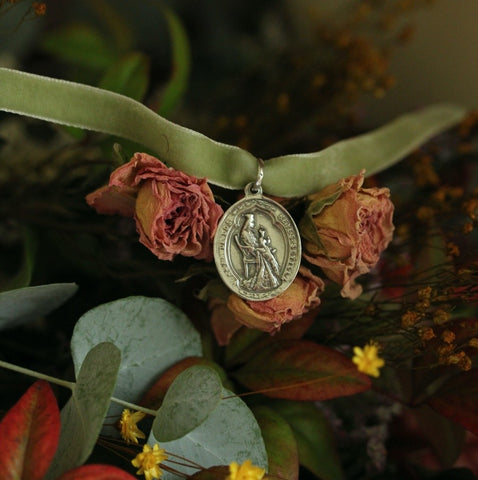 Medalla Virgen de los Reyes Plata