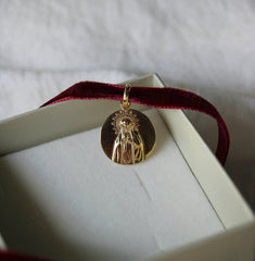 Medalla Virgen de la Paloma Oro
