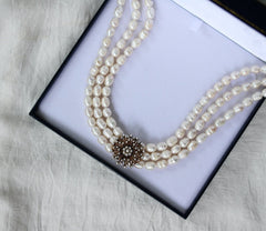 Gargantilla Felipa Perlas Mini