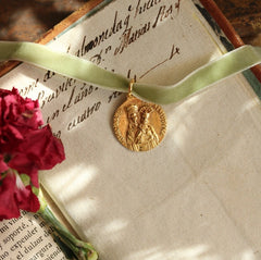 Medalla Virgen de la Almudena Oro