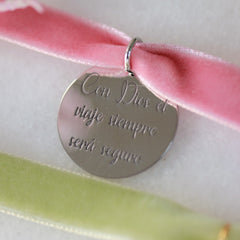 Medalla Con Dios el viaje siempre será seguro Plata