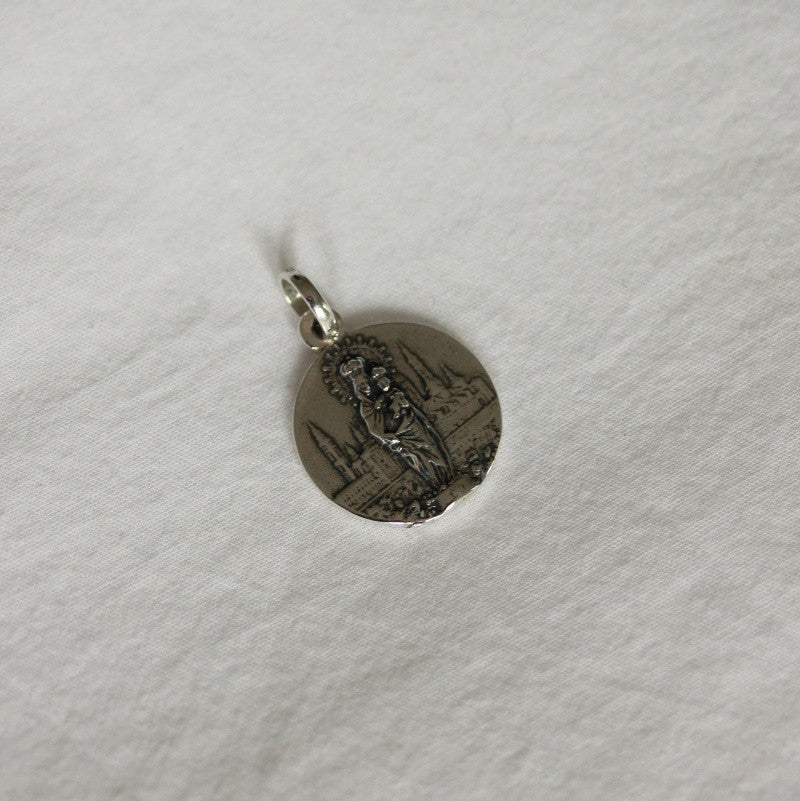 Escapulario del Pilar Plata