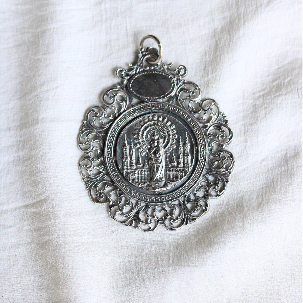 Medalla Cuna Virgen del Pilar